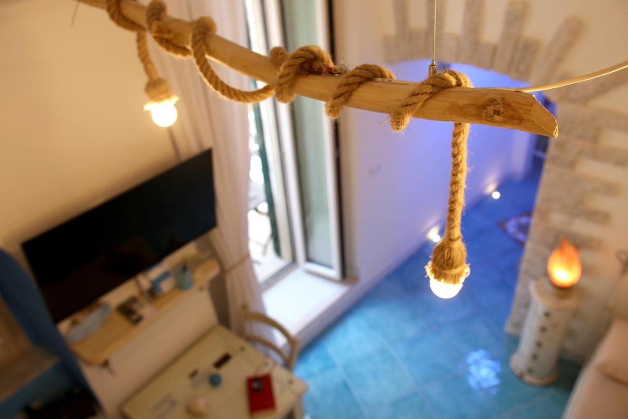 Piazzetta Petrone Apartments + Parking Vieste Ngoại thất bức ảnh
