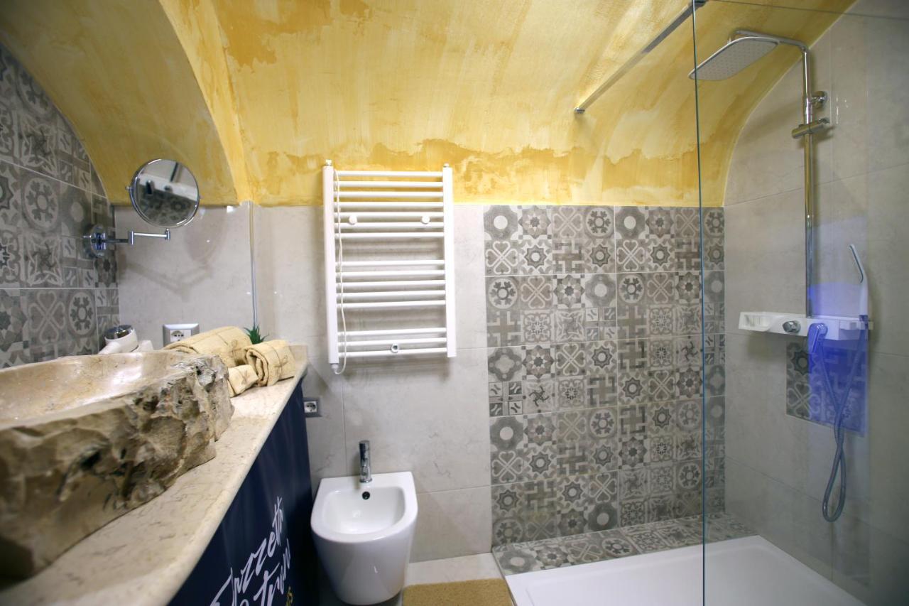 Piazzetta Petrone Apartments + Parking Vieste Ngoại thất bức ảnh