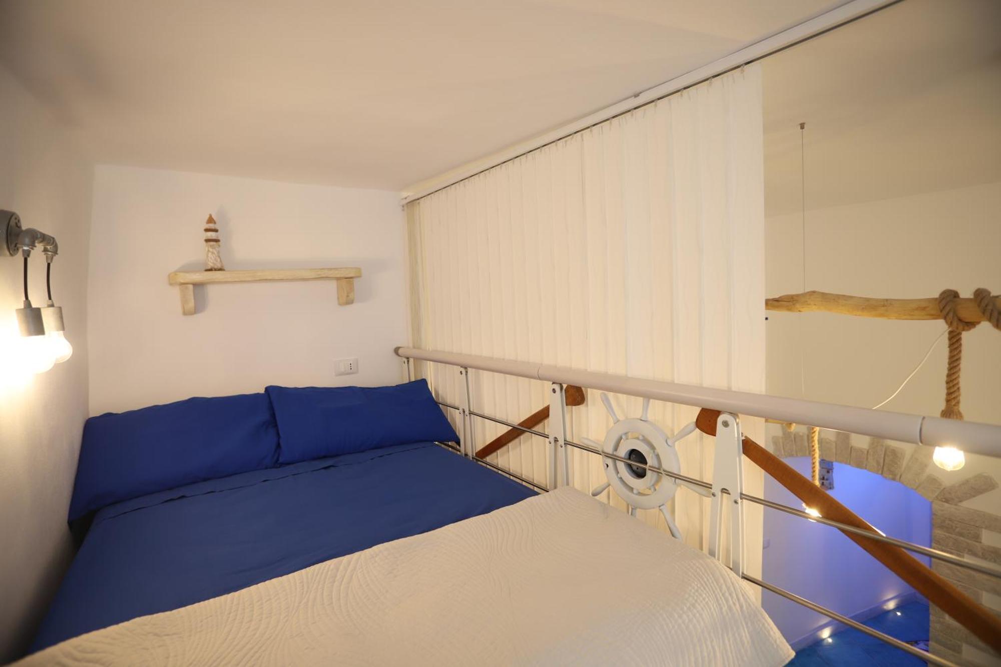Piazzetta Petrone Apartments + Parking Vieste Ngoại thất bức ảnh